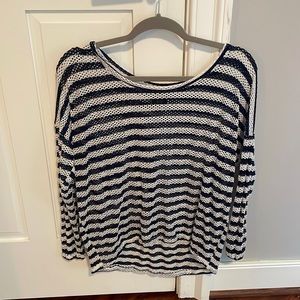 Mesh long sleeve with stripes